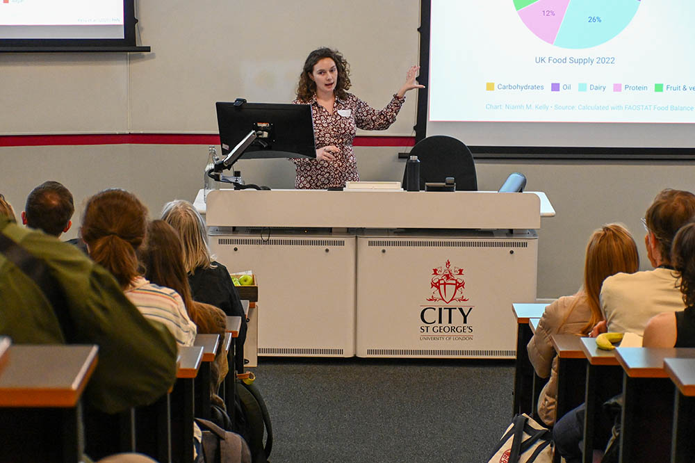 PhD student Niamh Kelly presenting her research