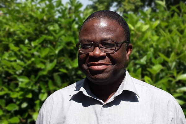 Dr Ola Ogunyinka